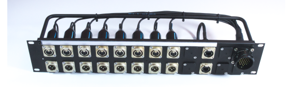 MTI Patchpanel 25pol. male/ XLR fem./male-8/8-1/1 Cat.5e-parallel