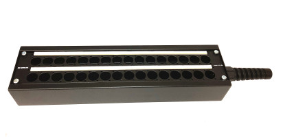 MTI Metall-Stagebox, 32 Bohrungen, Cutout D-Serie 